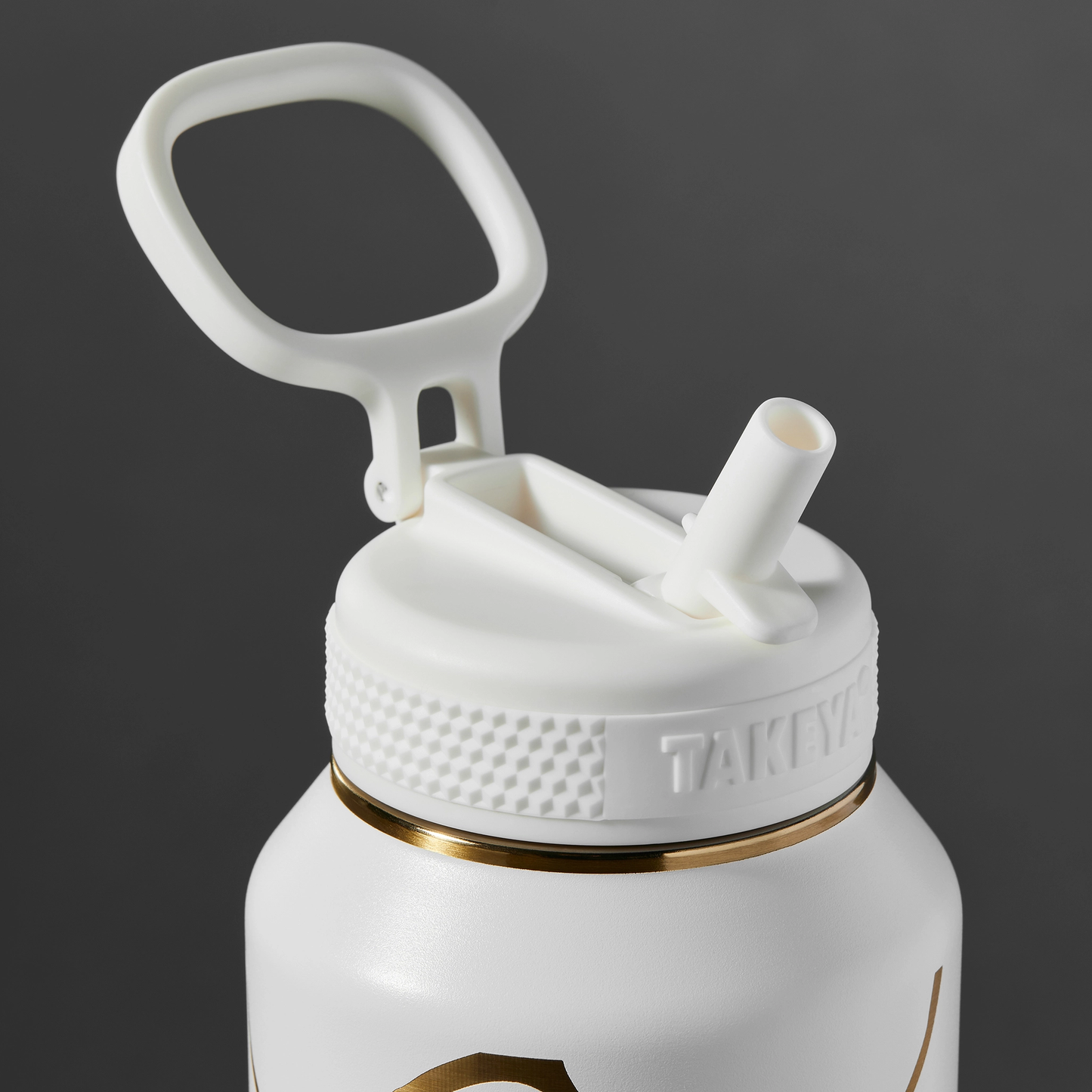 kintsugi-water-bottle-with-straw-lid-a5 51389-TK_HO25_Kintsugi_Takeya9271.png